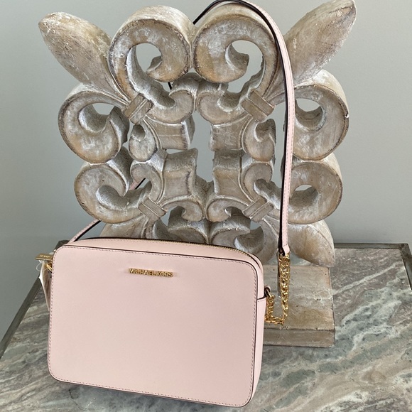 Michael Kors CrossBody BRAND NEW! - Picture 3 of 6